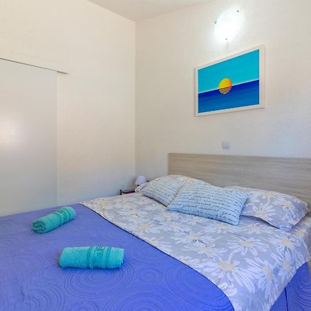 Seaside Secluded Apartments Cove Torac, Hvar - 575 Gdinj Стая снимка